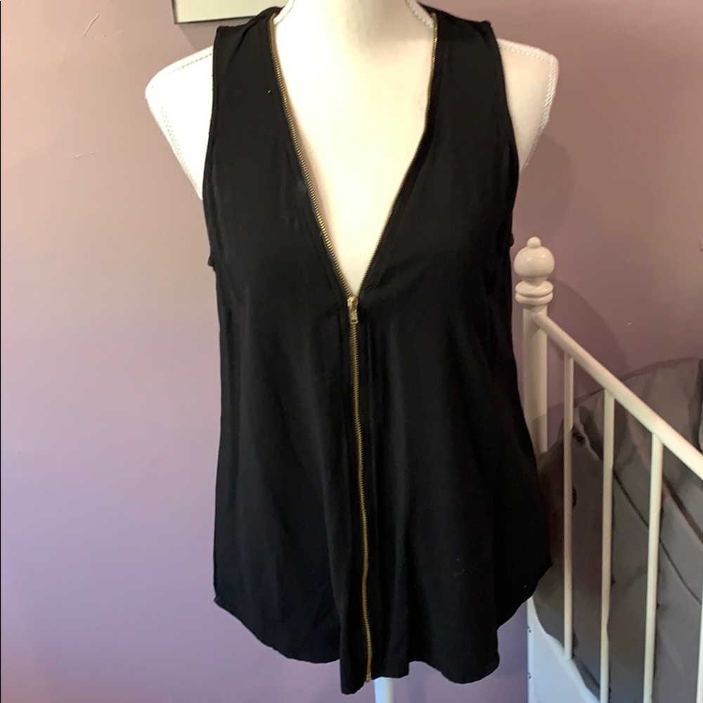 Black shirt